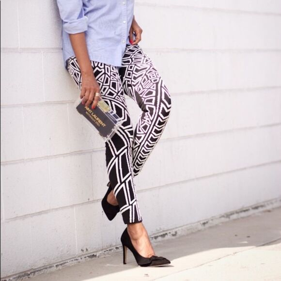 $675 NWOT RVN Geo/ architectural Jacquard Leggings